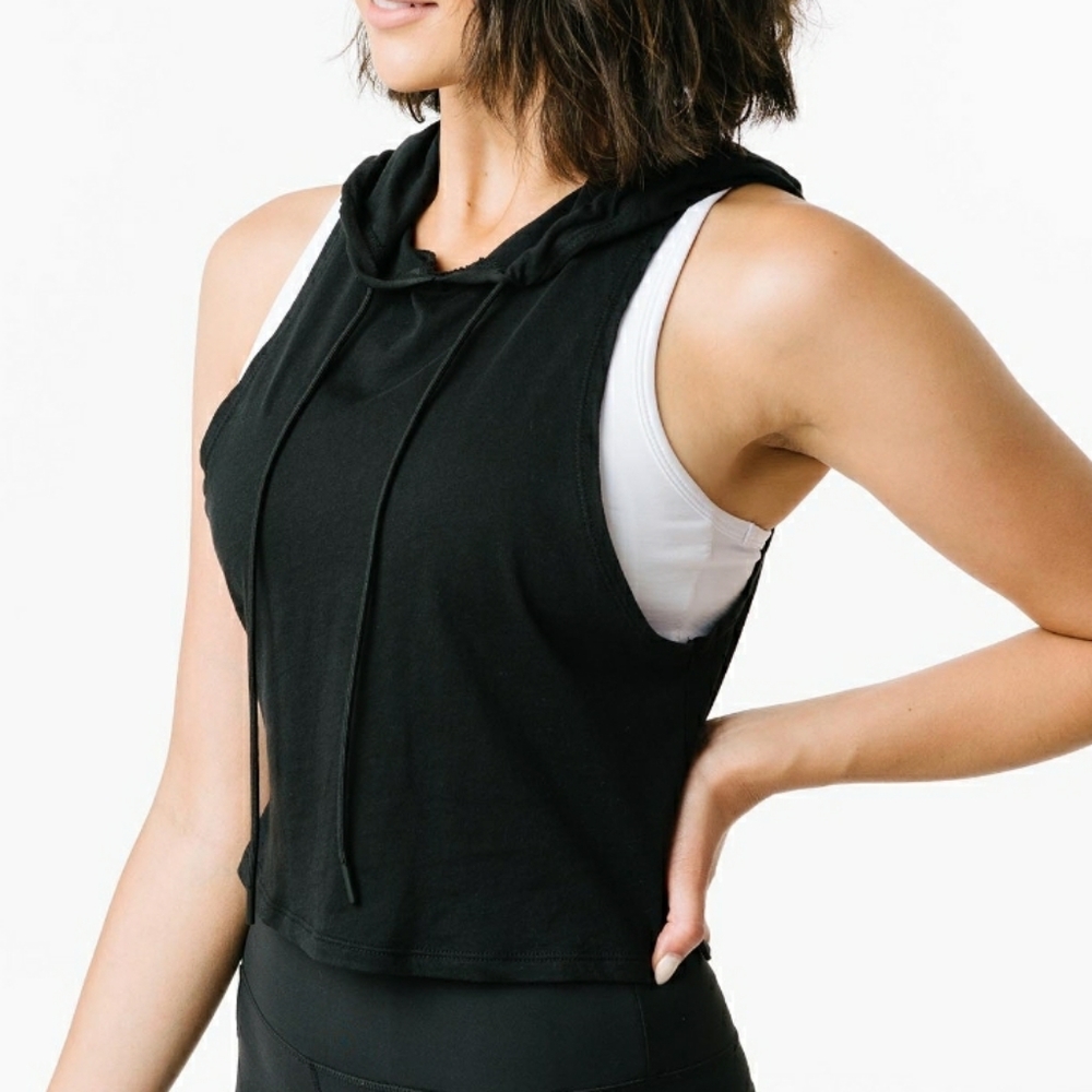 Zyia 1230 black cropped hoodie